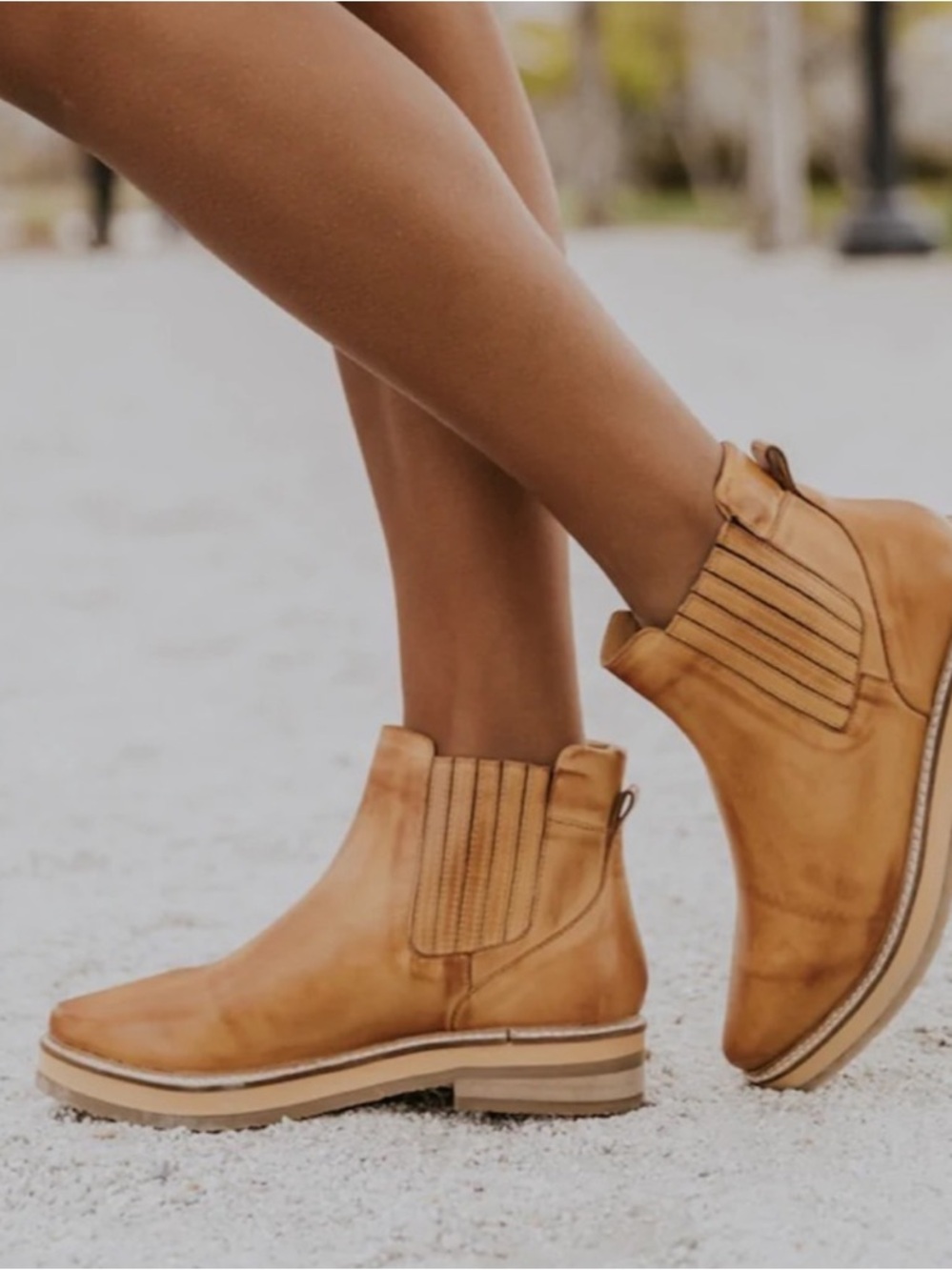NWT ROOLEE Prince Booties 💖 - Picture 4 of 16